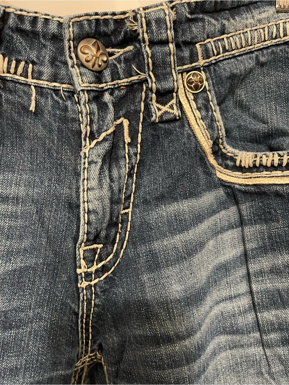 Rock Revival Men’s 31 Jason Relaxed Straight Denim Blue Wash Jeans